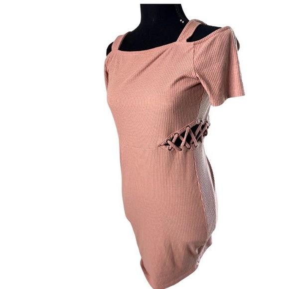 Women’s Mauve Mid-Length Dress Size Medium - Picture 2 of 6